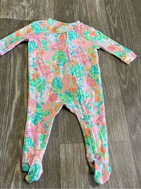 Lilly Pulitzer Pottery Barn Pink Tropical Floral Footed One-Piece Pajamas